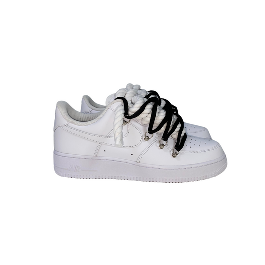 AF1 WHITE | BLACK OV LACES